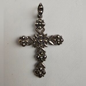 Sterling Silver Marcasite Cross Pendant